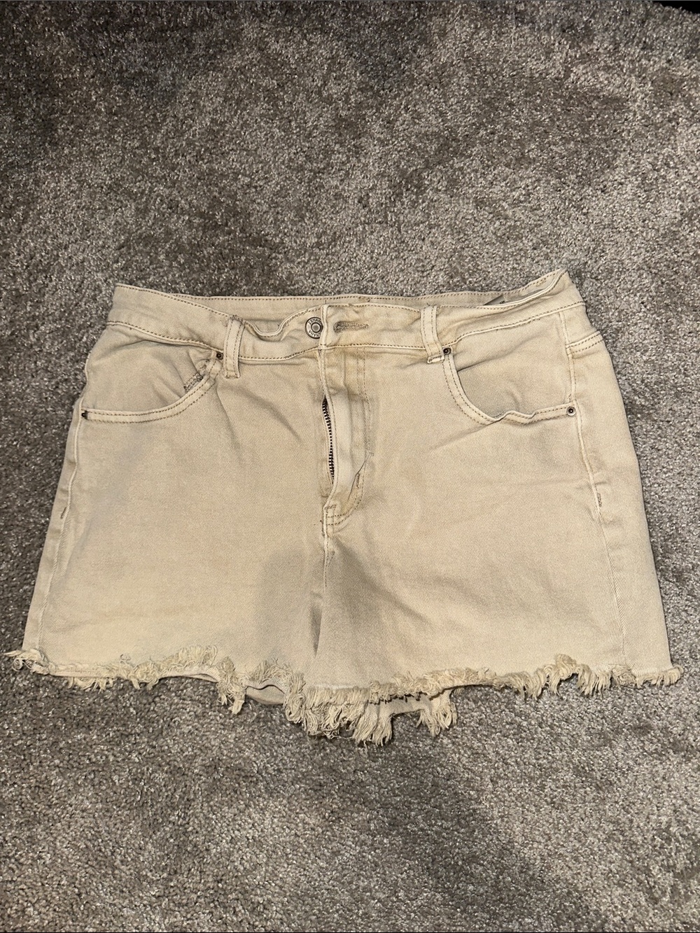 Beige Frayed Hem Denim Shorts